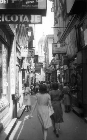 keine Beschreibung [Bukarest: Bukarests engste Gasse, Selari (Sattelmacher)]