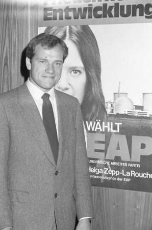 Karlsruher Kandidat der Europäischen Arbeiterpartei EAP für die Bundestagswahl 1980 Gerhard Michael Weißbach