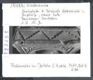 Iburg: Klosterkirche, Grabplatte des Bischofs Gottschalk von Diepholz, Sandstein, 1. H. 12. Jhd.