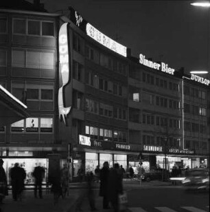 Mühlburger Einkaufszentrum in der Rheinstraße.