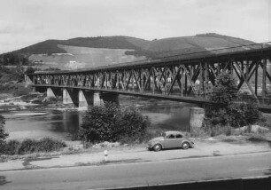 Eisenbahn- und Straßenbrücke Bullay/Mosel