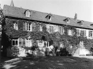 Lersner'sches Schloß u. Charlottenburg; Frankfurt, Alt-Erlenbach 21, Alt-Erlenbach 21a, Alt-Erlenbach 23, Alt-Erlenbach 23a, Alt-Erlenbach 23b, Alt-Erlenbach 23c, Alt-Erlenbach 23d, Alt-Erlenbach 23e, Alt-Erlenbach 23f, Alt-Erlenbach 23g, Alt-Erlenbach 23h, Am Bornsteg , An der Vilbeler Straße , Erlenbach , Zur Charlottenburg 1, Zur Charlottenburg 3, Zur Charlottenburg 3c, Zur Charlottenburg 3d, Zur Charlottenburg 3e, Zur Charlottenburg 3f