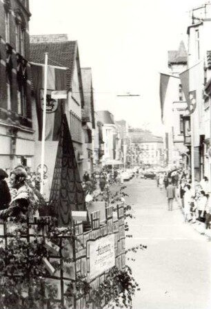 Lippische Heimattage / Umzug am Hornschen Tor mit Blick auf die Lange Str. Detmold. Hornsche Str. Papierabzug