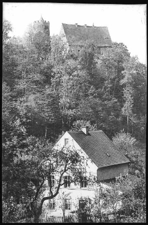 Scharfenstein. Burg