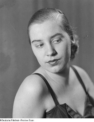 Porträt Pianistin Eva Ander
