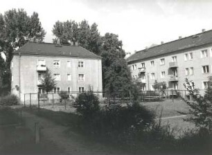 Dresden-Trachau. Wohnsiedlung der Gewobag (1928/um 1935; H. Richter). Wohnhäuser, Lichtenbergweg 7 b/7. Gartenansicht