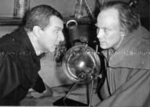 Martin Held und Wolfgang Borchert in Goethes "Faust" am Berliner Schillertheater