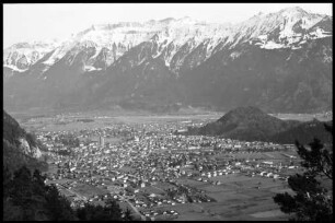 Interlaken: Blick vom Luegibrüggli auf Interlaken