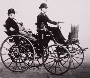 Daimler, Gottlieb im Kraftfahrzeug, 1886