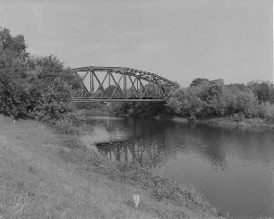 Eisenhüttenstadt, Eisenbahnbrücke