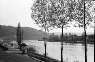 Haßmersheim: Neckarstraße bei der Fähre