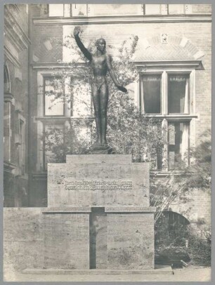 Große Verkündung, 1923/24, Bronze