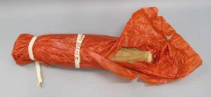 Paket mit Farbstoff