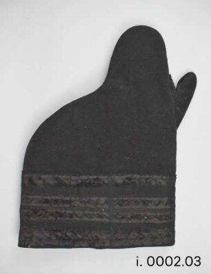 Handschuh, links / Reitrock mit Handschuhen