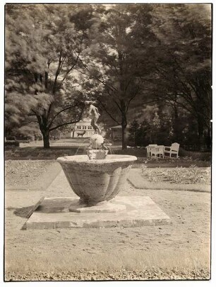 Deutsche Gartenbau- und Schlesische Gewerbe-Ausstellung (GUGALI), Liegnitz: Brunnen
