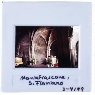 Montefiascone, San Flaviano : Innenansicht Altarraum