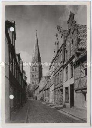 Lübeck, Weberstraße und Kirche St. Aegidien