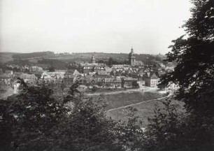 Weilburg, Stadtansicht : Weilburg. Ansicht mit Schloss und Stadtkirche von Nordwesten über die Lahn