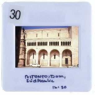 Bitonto, Kathedrale : Südflanke