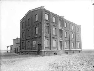 Mühlengebäude mit innerem Getreidesilo