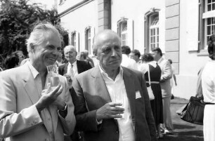 32. Tagung 1982 Physiker; Mainau: Rudolf L. Mößbauer, Ernst O. Fischer, hinten Friedrich A. v. Hayek