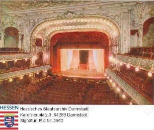 Österreich, Wien / Ronacher Theater (Innenraum - Blick zur Bühne; Inhaber Bernhard Labriola, Deutschlands schönstes Varieté)