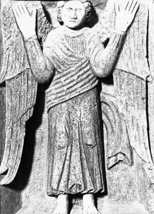 Kloster Gröningen, ehem. Benediktiner-Kloster, Klosterkirche St. Vitus, Emporenrelief ?, Engel