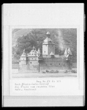 Kaub. Burg Pfalzgrafenstein (1326/1327 Gründung, um 1338/1342? Erweiterung, 1607 Umbau). Ansicht vom rechten Rheinufer