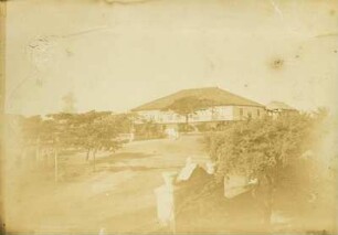 Hausansicht (Philippinen-Aufenthalt 1897-1932 - Album "Nord-Luzon-Typen")