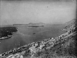 Hafen : Blick über den Hafen und die Bucht vor Gruž