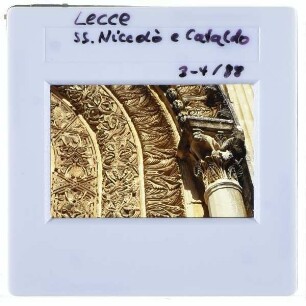 Lecce, Santi Niccolò e Cataldo : Detailansicht Hauptportal