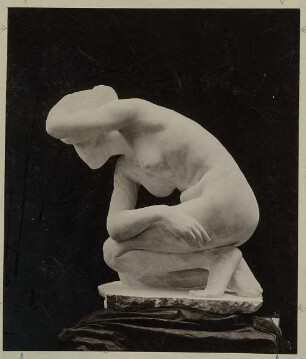 Max Klinger, Kauernde