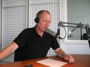 Landrat Rolf Menzel bei Radio Berg