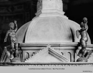 Taufbrunnen : Tabernakel