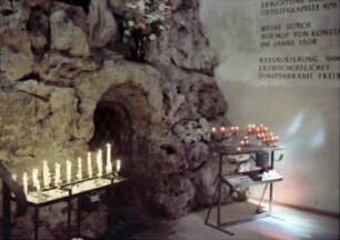 Freiburg, St. Ottilien: Quelle in der Gruft