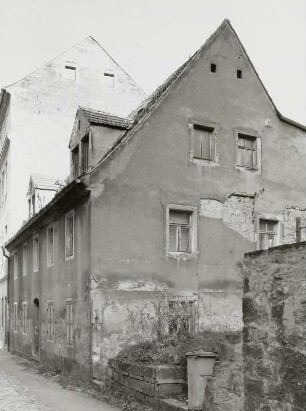 Pirna-Altstadt. Wohnhaus mit Seitengebäude, Holdergasse 5. Straßenansicht
