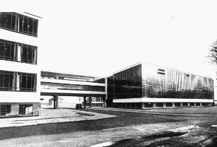 Dessau, Staatliches Bauhaus, heute Stiftung Bauhaus und Fachhochschule Anhalt, Gropius, Walter