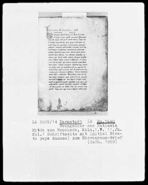 Evangeliar mit Capitulare der Äbtissin Hitda — Initiale B(eato pape damaso), Folio 1recto