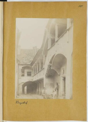 Bürgerhaus Dunklhof, Steyr-Steyrdorf: Ansicht von der Hofseite (aus: Skizzen- und Fotoalbum 21)