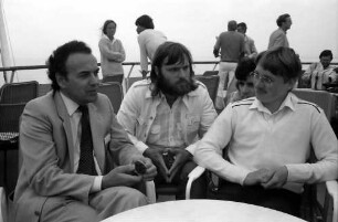 31. Tagung 1981 (29.6.-3.7.) Mediziner; Gruppen bei der Maikäferrede: Werner Arber in der Runde