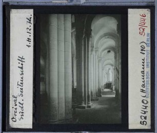 Orcival, Notre Dame : Seitenschiff