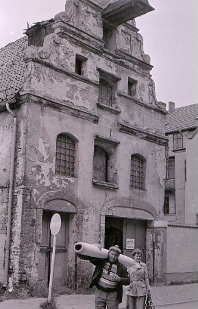 Teppichkäufer in Greifswald ca. 1980