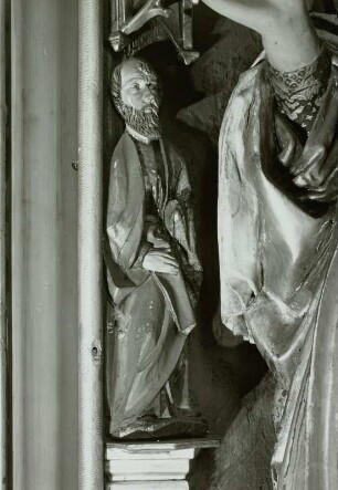 Marienaltar: Verkündigung, Geburt Christi, Anbetung, heilige Sippe (1. Wandlung des Marienaltars); Christus am Ölberg, Dornenkrönung, Kreuzigung, Kreuztragung (2. Wandlung des Altars)