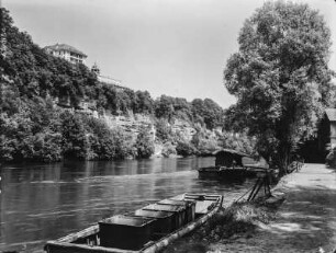 Flusslauf : Flussabschnitt der Rhone bei Genf.