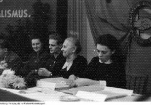 Dresden, Neustadt, Kurt-Fischer Platz (Olbrichtplatz), Nordhalle, Kreisdelegierten-Konferenz der Sozialistischen Einheitspartei Deutschlands (SED) mit Otto Buchwitz, Klara Noack, 19. - 20. November 1949 & Dresden, Deutsches Hygiene-Museum, Trauerfeier für den Ministerpräsidenten Dr. Rudolf Friedrichs, 19. Juni 1947