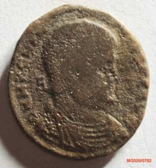 Römische Münze, Nominal Maiorina, Prägeherr Magnentius, Prägeort Lyon, Original