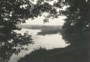 Grimmaer Land. Zusammenfluss der Mulden bei Sermuth. Blick von der Mündung des Leitenbaches nach Norden, flussaufwärts