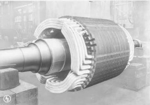 Drehstromrotor, eingelegte Wicklung, Verschlußkeile (Siemens-Schuckertwerke) : Technikgeschichte | Elektrotechnik | Erzeugung elektrischer Energien | Gleich- und Wechselstromgeneratoren, Turbogeneratoren