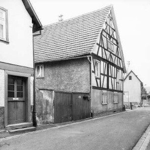 Fachwerkwohnhaus; Seligenstadt, Pfarrgasse 3