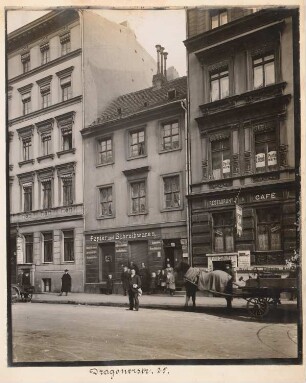 Wohnhaus Dragonerstraße, Berlin-Mitte: Ansicht (aus: Julius Kohte, Alt-Berlin, Bauwerke in Berlin und Charlottenburg, aufgenommen 1907-1914)